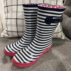 Time & Tru Rain Boots